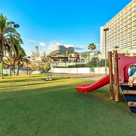 Two Bedroom In Playa De Americas * Playa de las Americas (Tenerife)